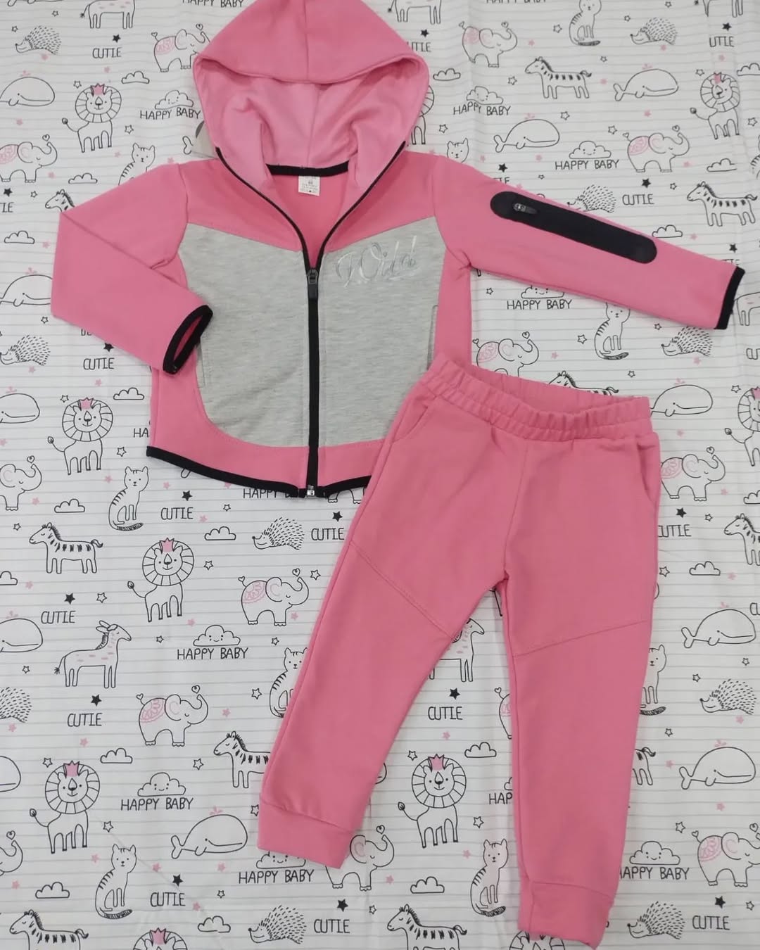 Trenerice za devojčice sa kapuljačom LOVE PINK