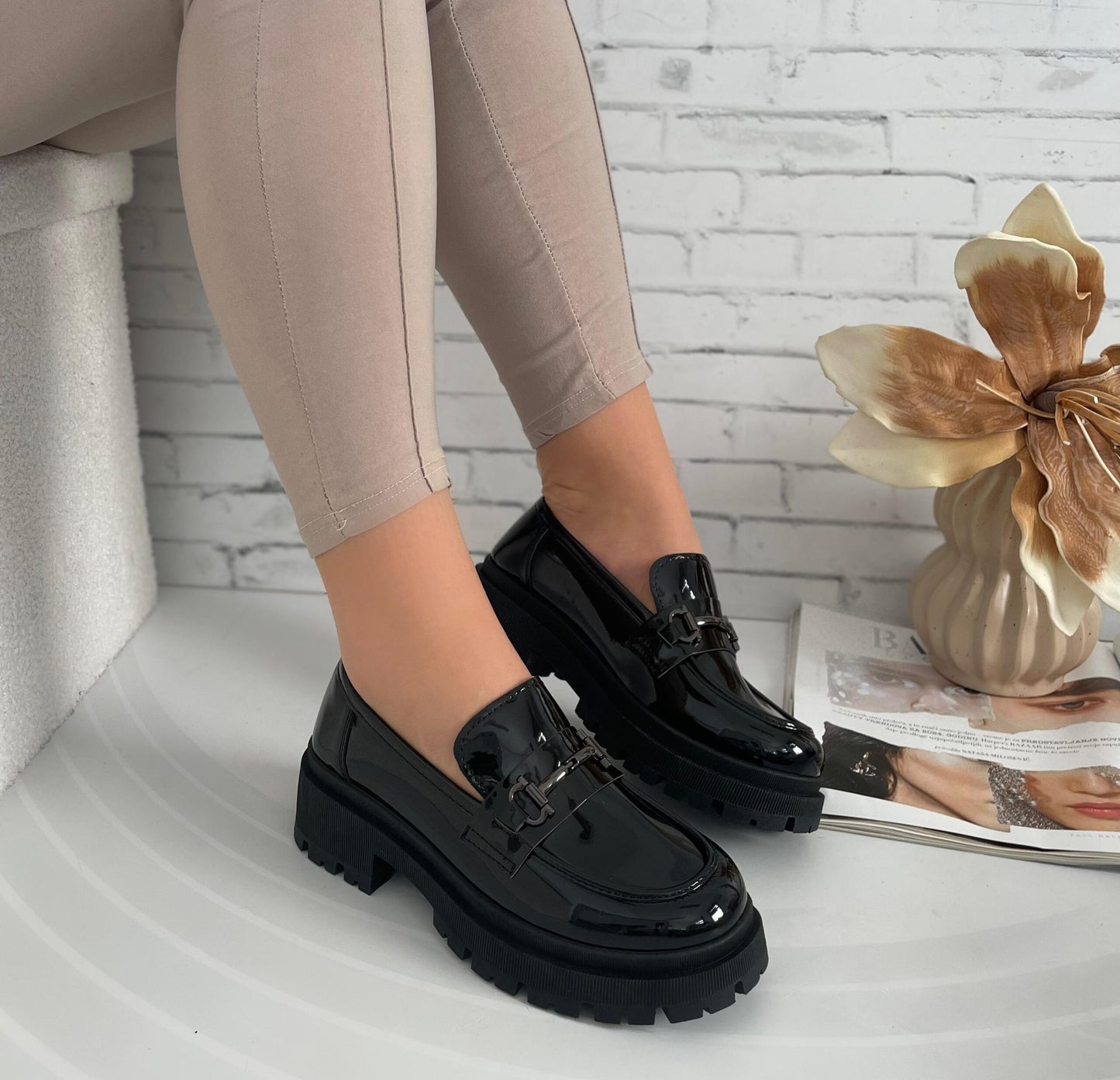 Luksuz URBAN Ravne cipele VL250